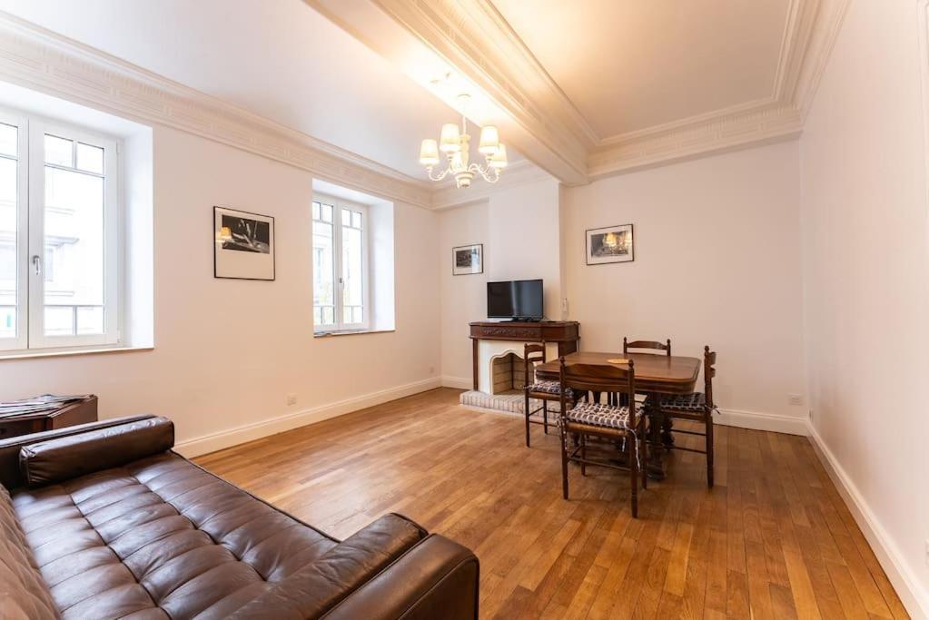 « Chez Alphonse » Hyper Centre Valence Apartment วาลองซ์ ภายนอก รูปภาพ